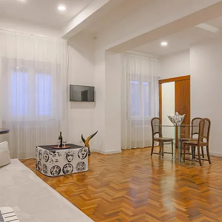 Appartamento Piano 2 Roma